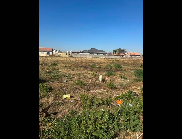 LAND FOR SALE IN WINDMILL PARK